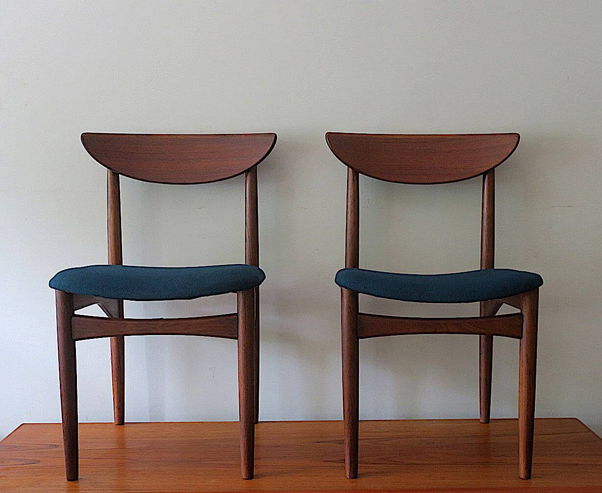 Pair of Lane Perception teak dining chairs in petrol blue-green, USA 1960s