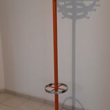 Porte manteaux vintage fer forgé orange et chrome