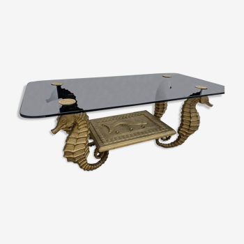 Table basse Seahorse en métal doré avec verre fumé