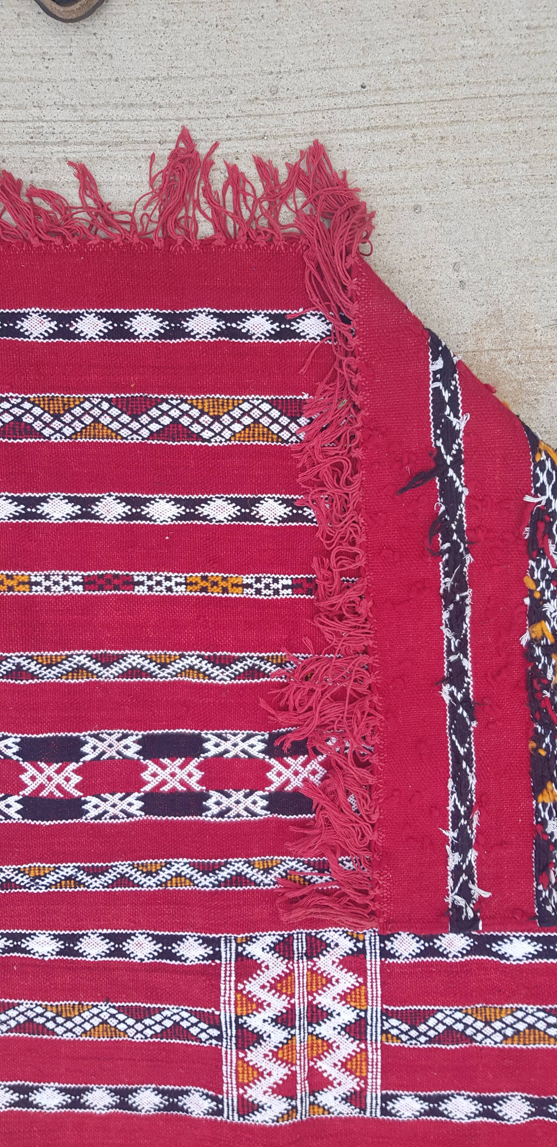 Handmade Berber kilim rug 150x250cm
