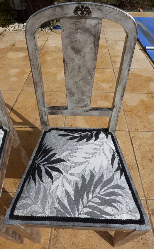 Set of 2 chic chairs with top fabrics patterned wooden leaf quality