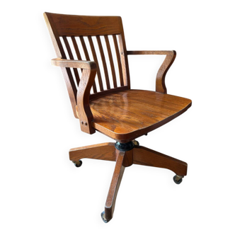 Swivel chair