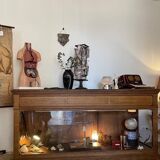 Antique counter