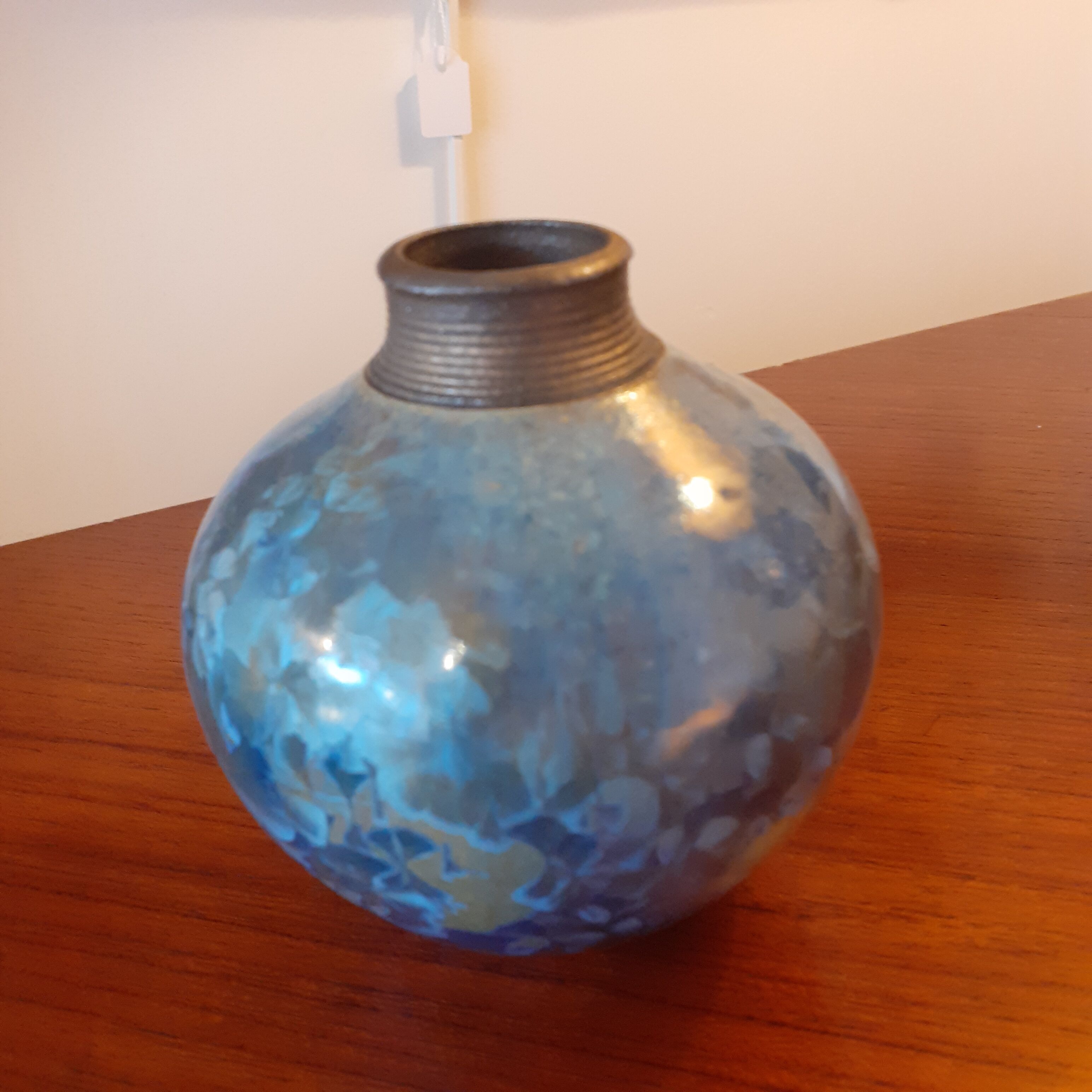 Blue ceramic vase with crystallization effect