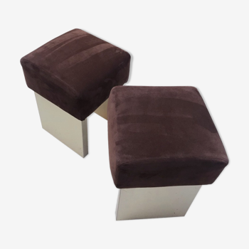 Pair of square seats made of chocolate velvet calf