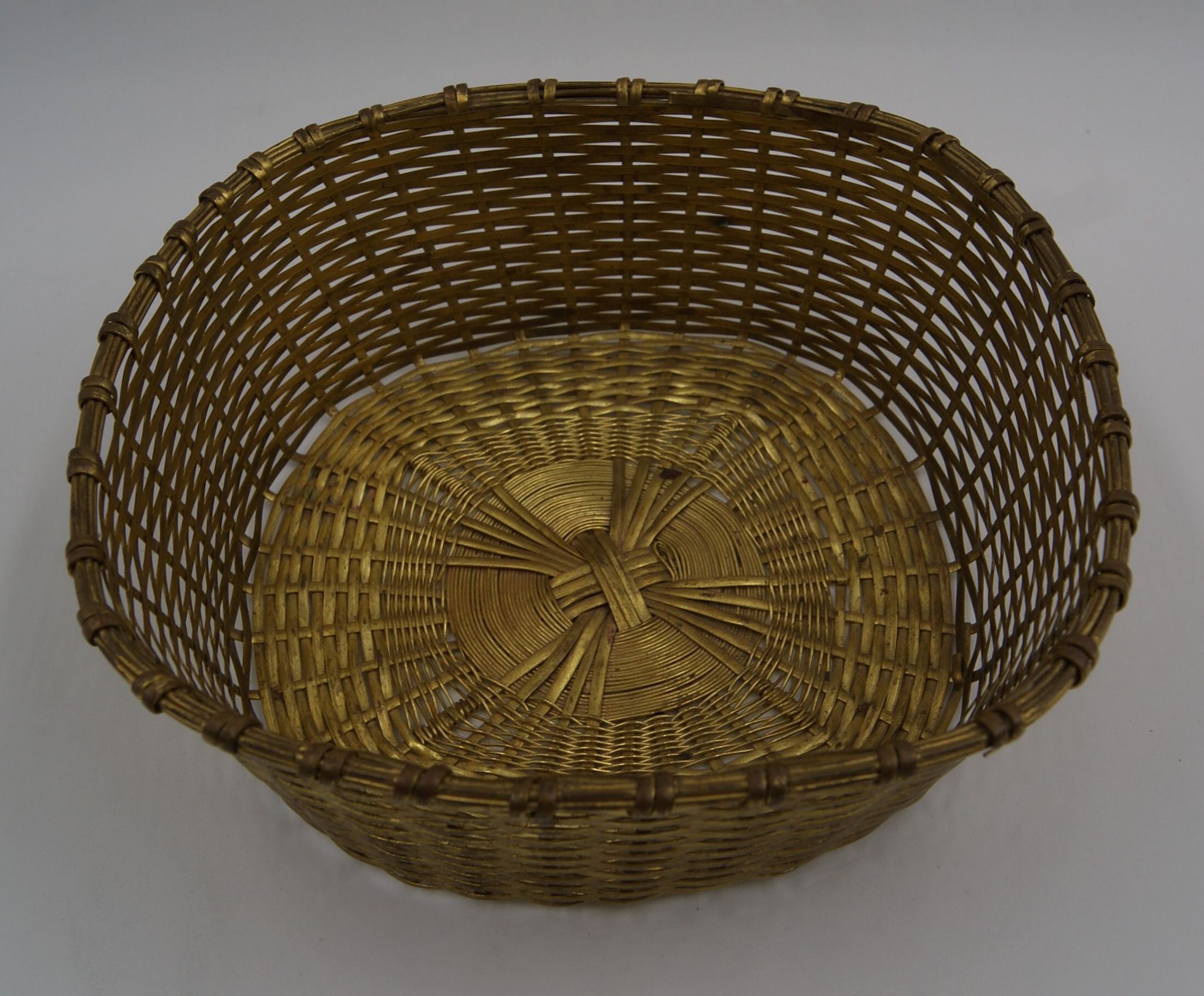 Corbeille carrée fil métal vintage