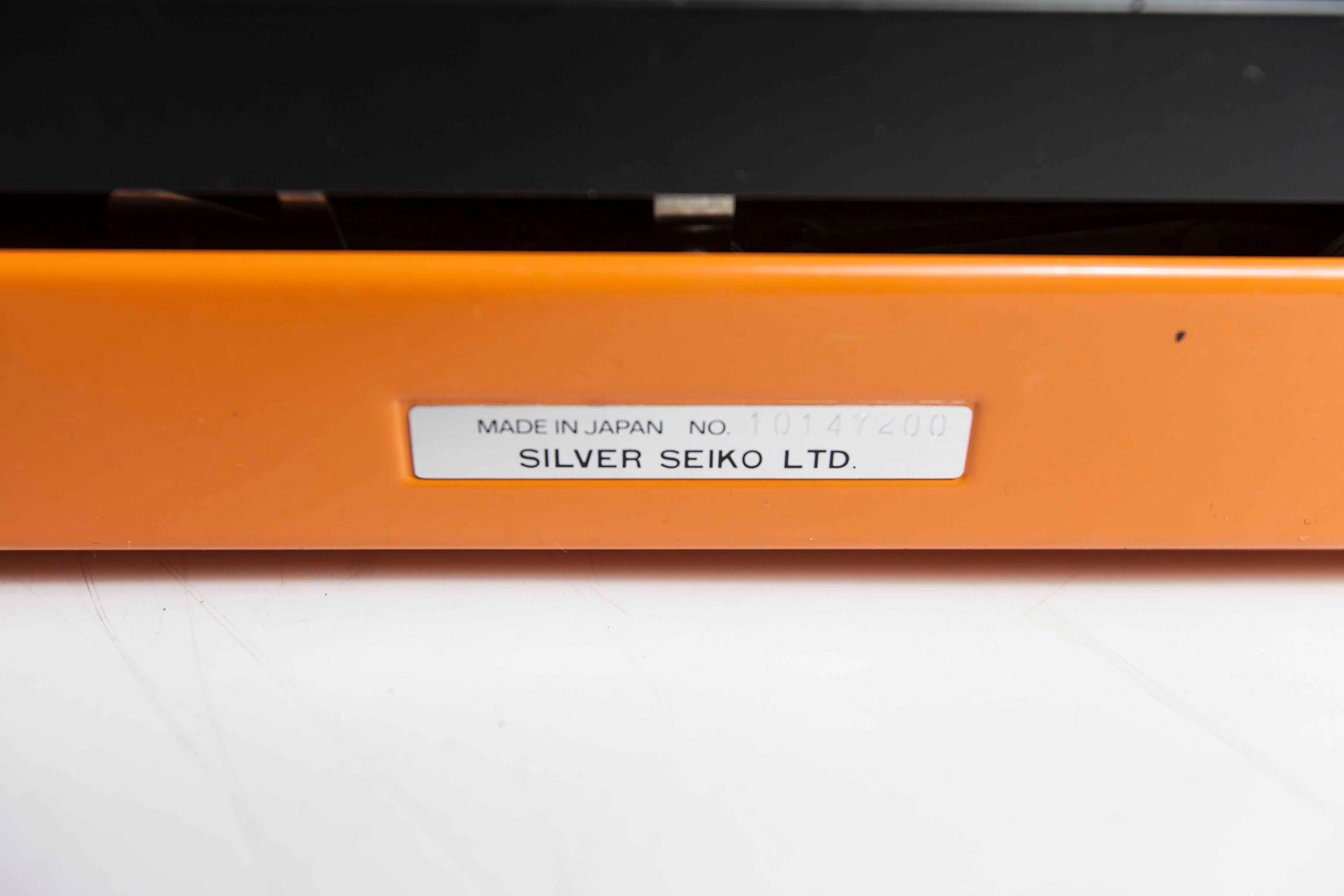 Silver Reed Sr 180 revised Luxury Typewriter and New Ribbon