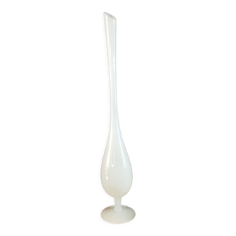 White opaline soliflore vase