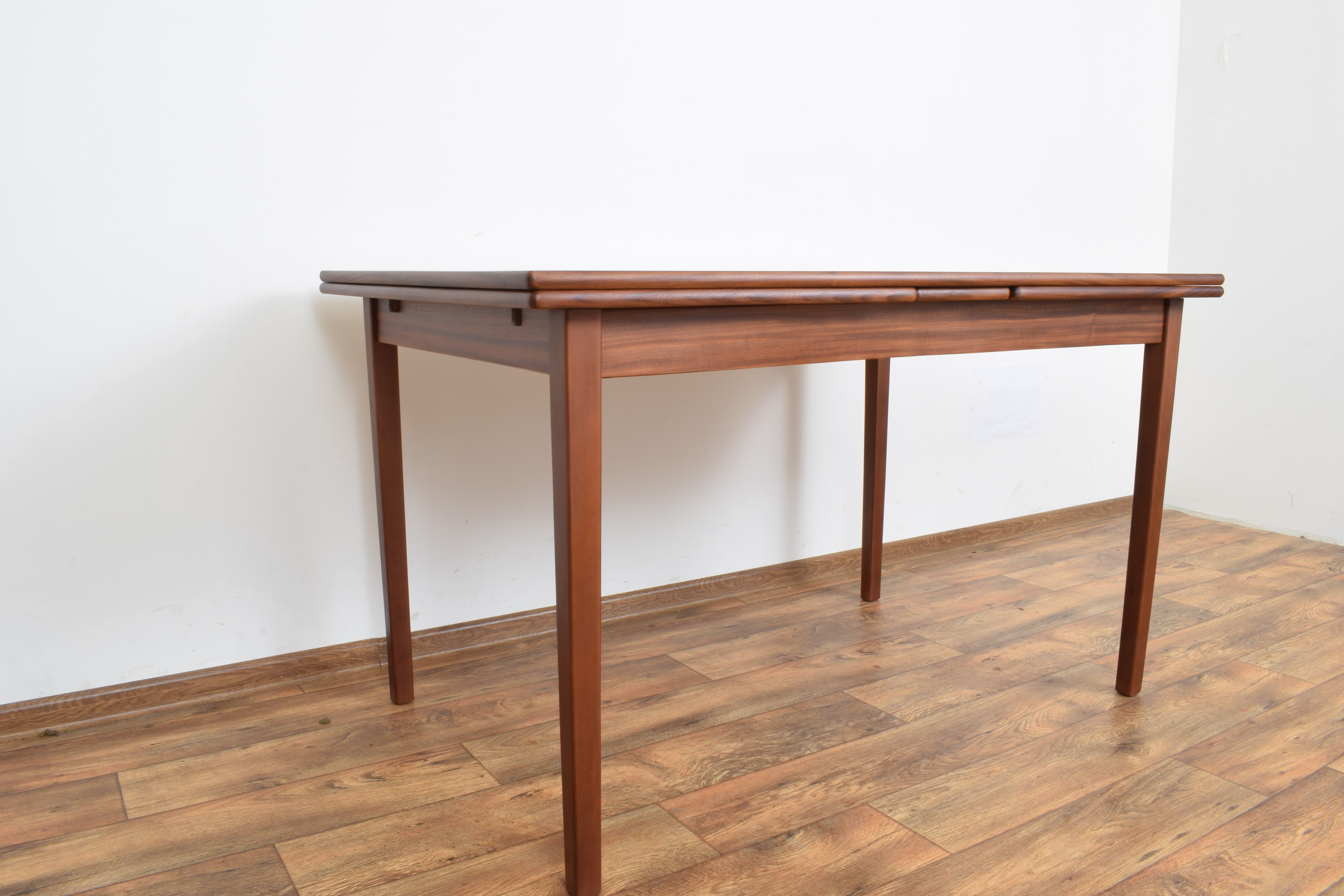 Danish teak extendable dining table, 1960s