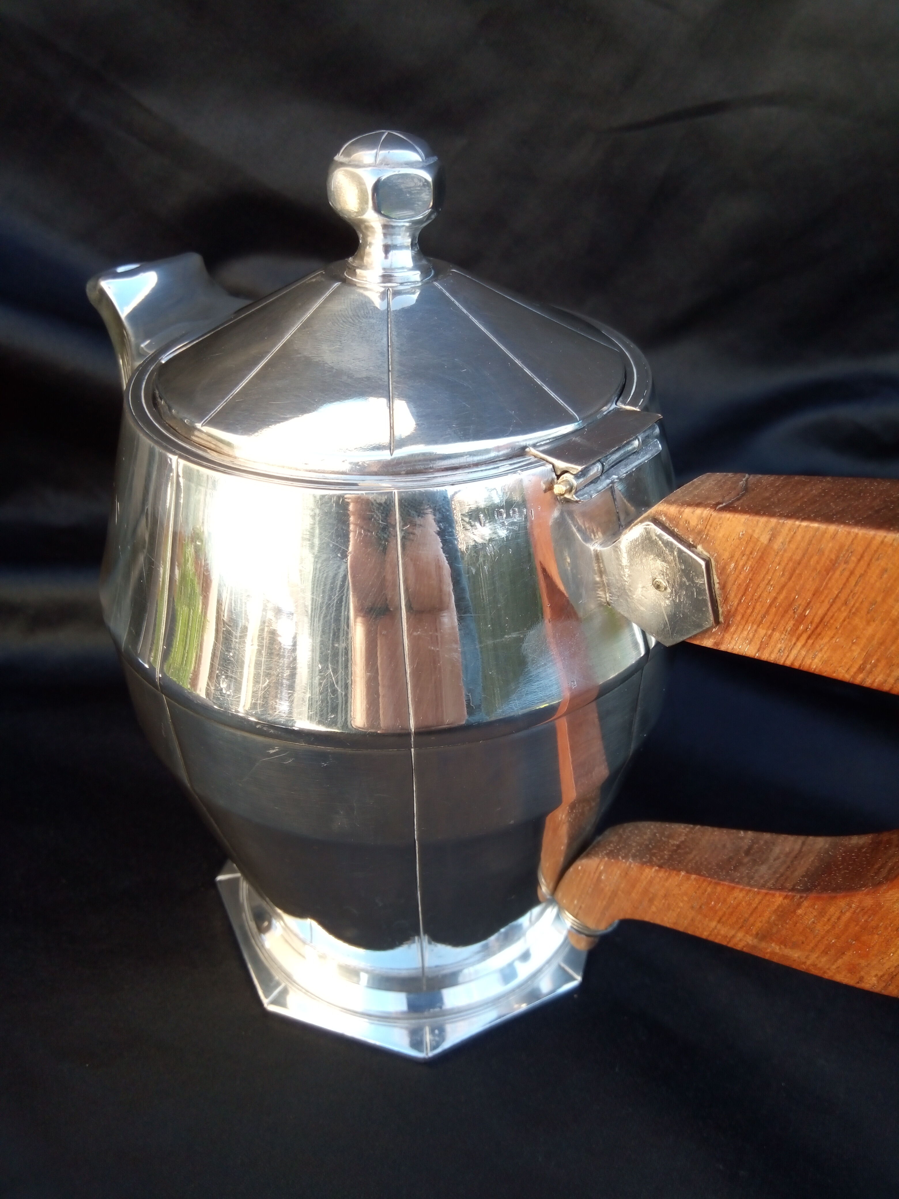 Coffee service, art tea in art deco silver metal