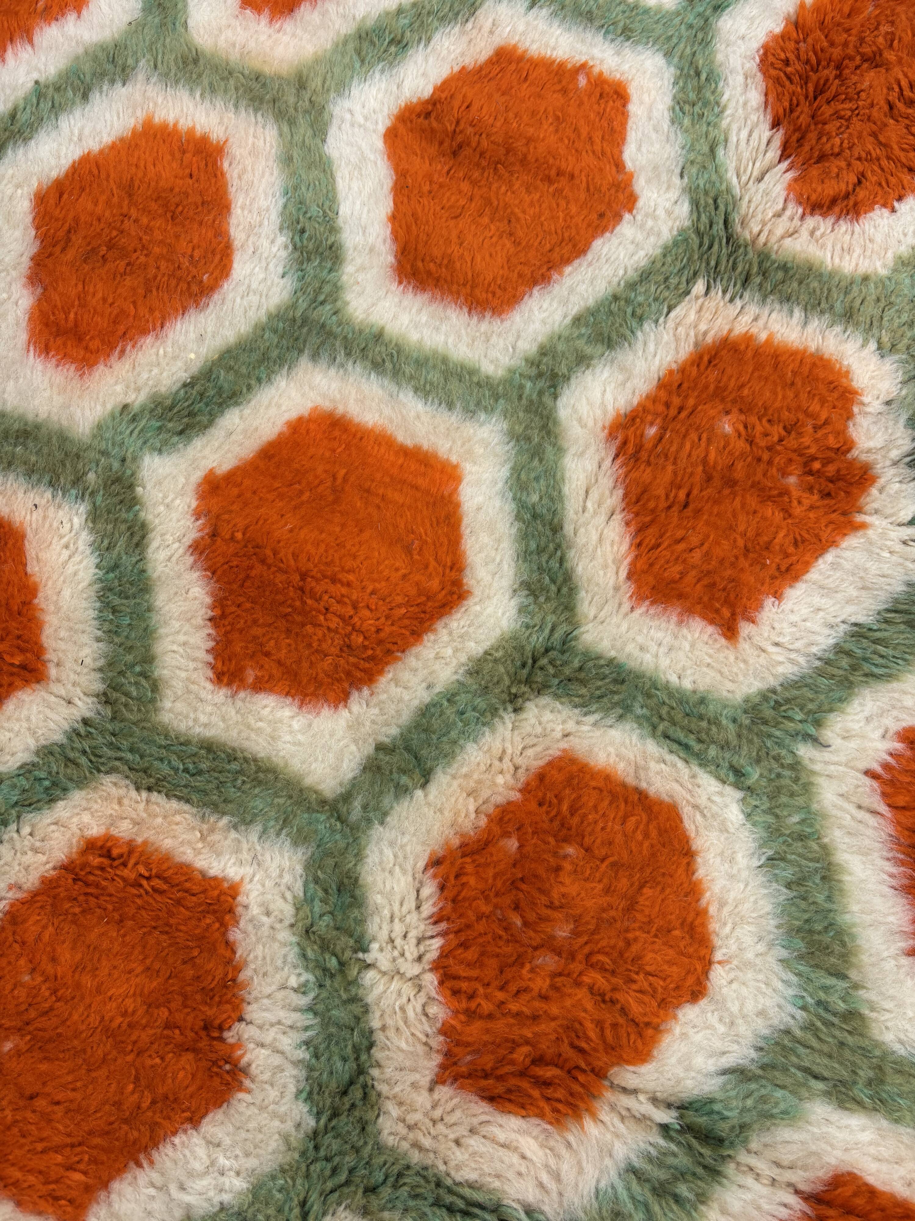 New modern Moroccan Berber rug Beni M'rirt.