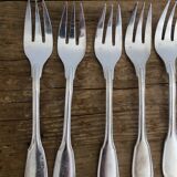 Set de 12 fourchettes & 12 couteaux à poisson en métal argenté