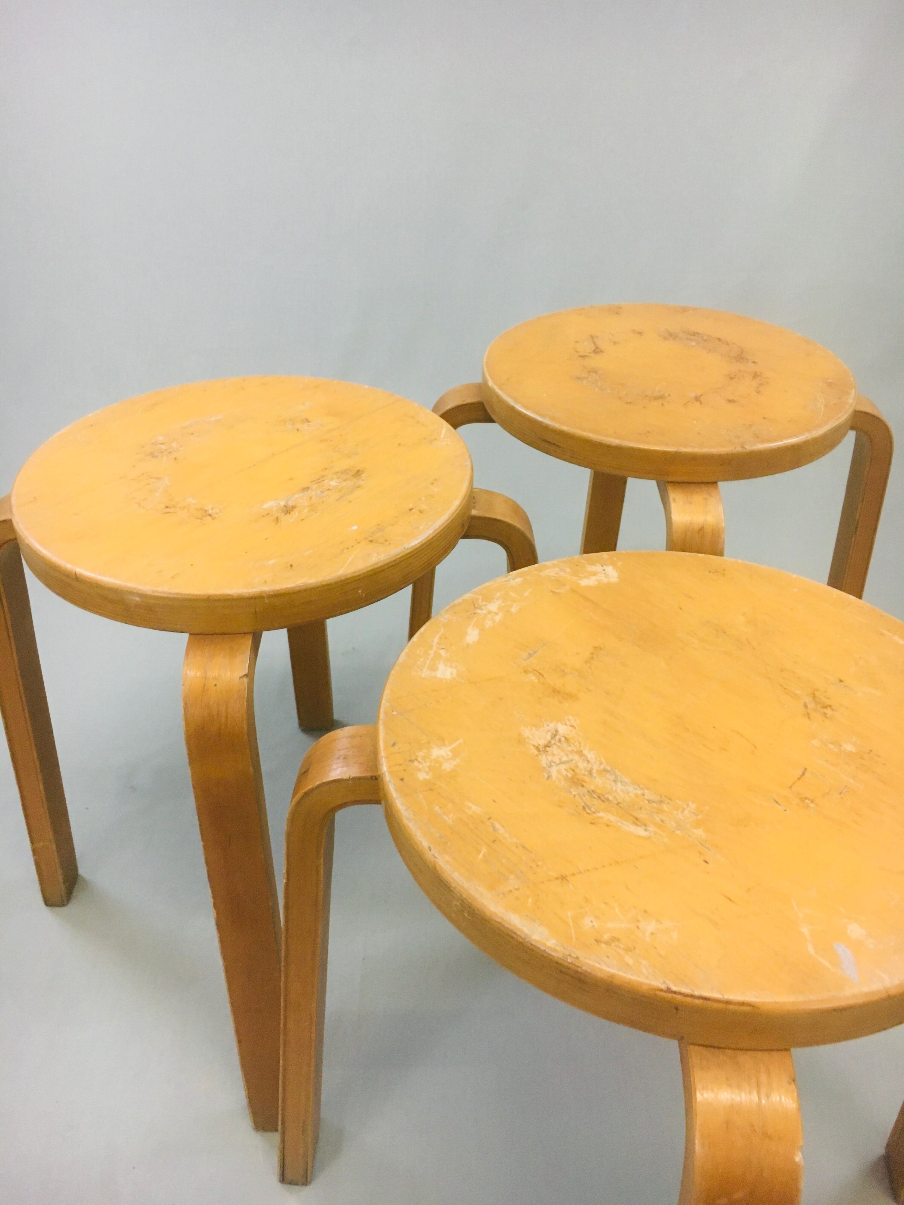 Suite of 3 Alvar Aalto stools for Artek