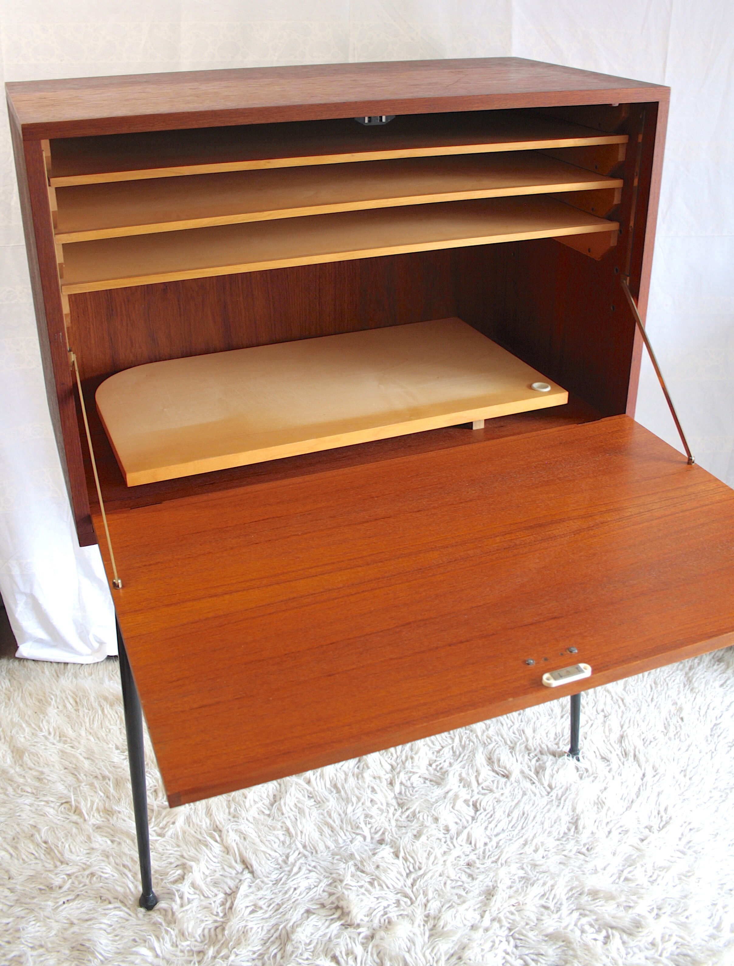 Secretary tripod 50s modernist