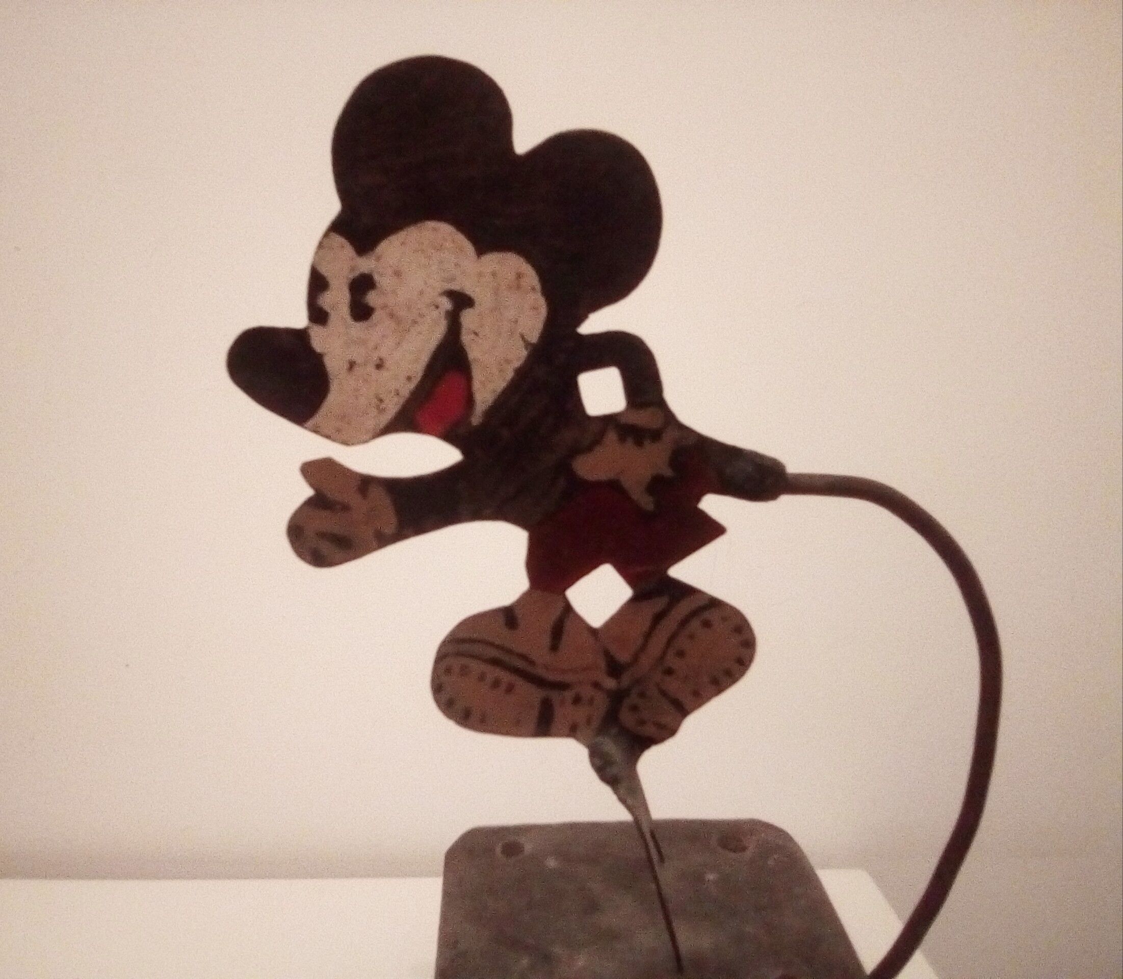 Mickey balance 1940