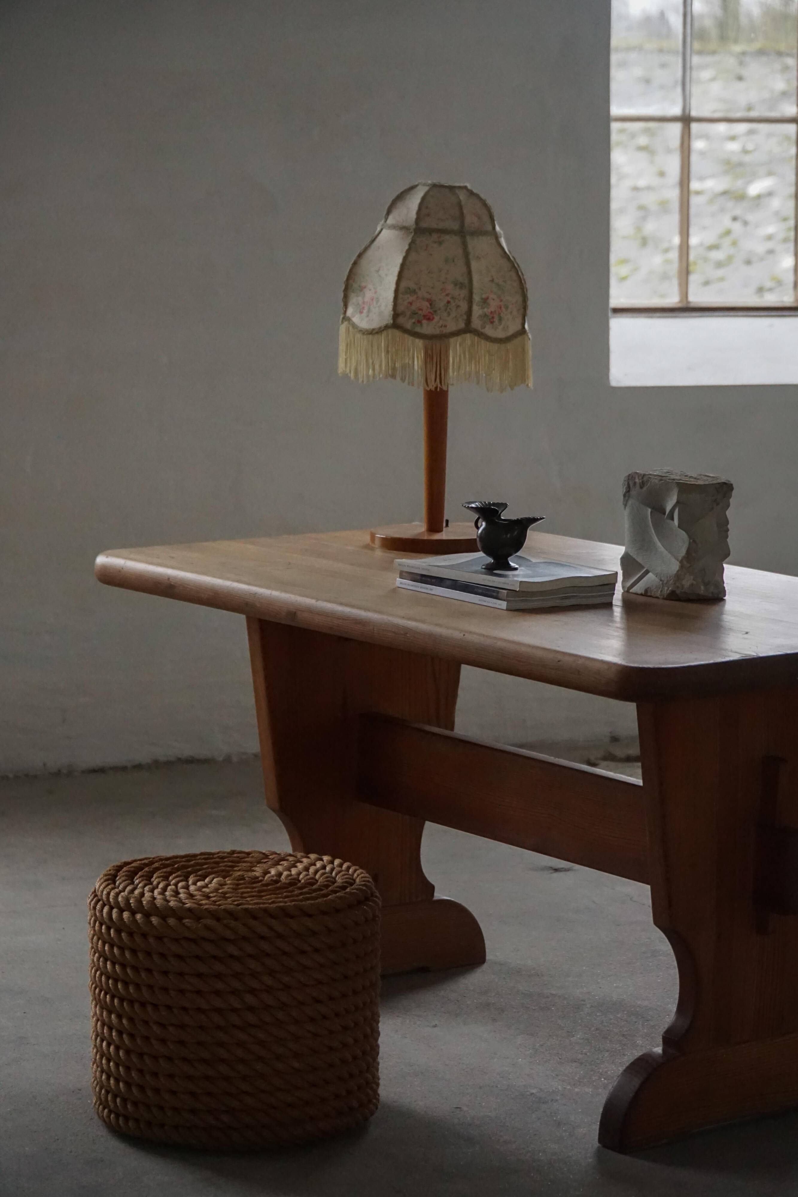 Side table / Ottoman in cord in modern French style from the late 20th century, 1980s.