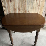 Drop-leaf table
