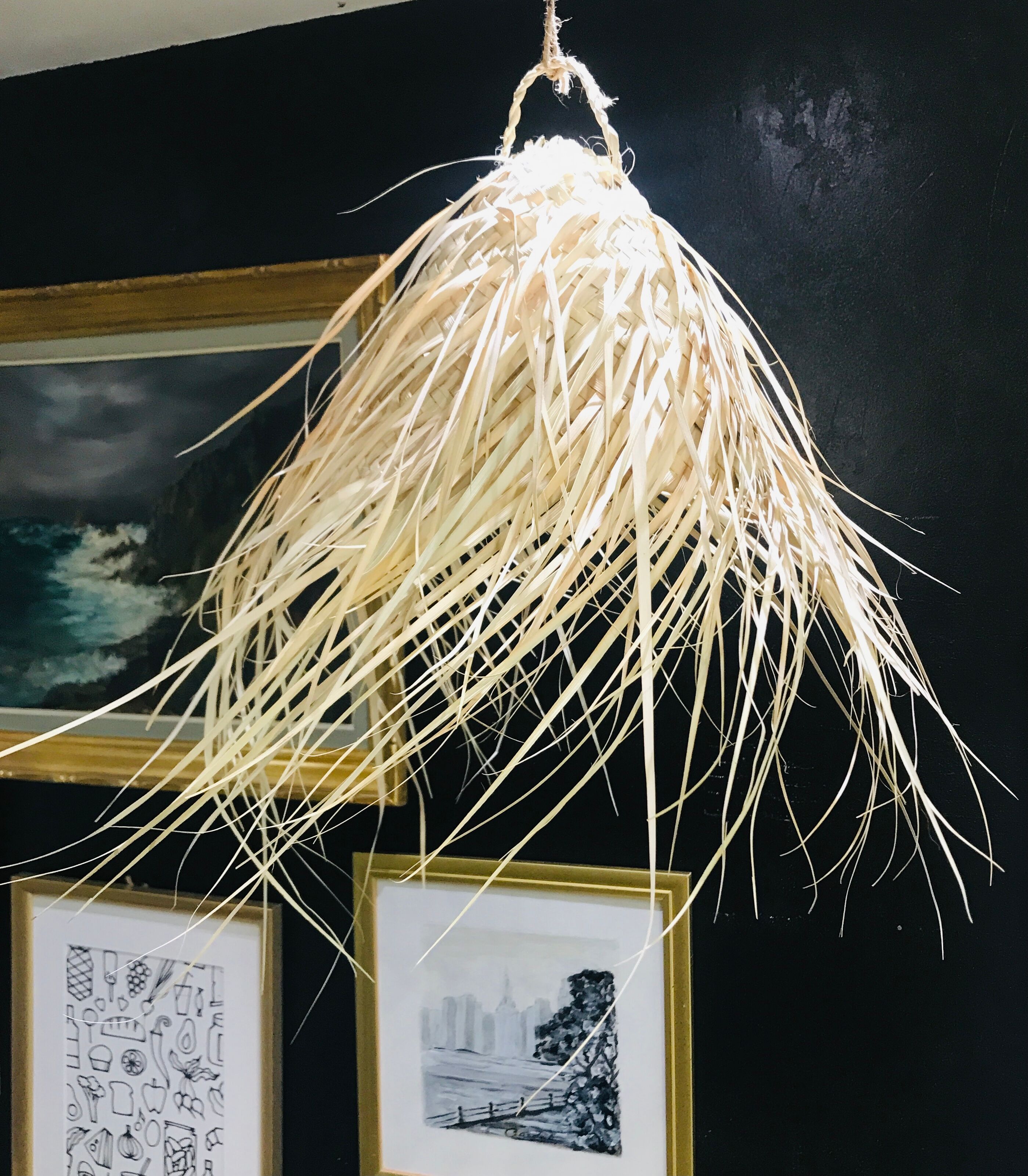 Decorative suspension hut wicker and raffia Morocco