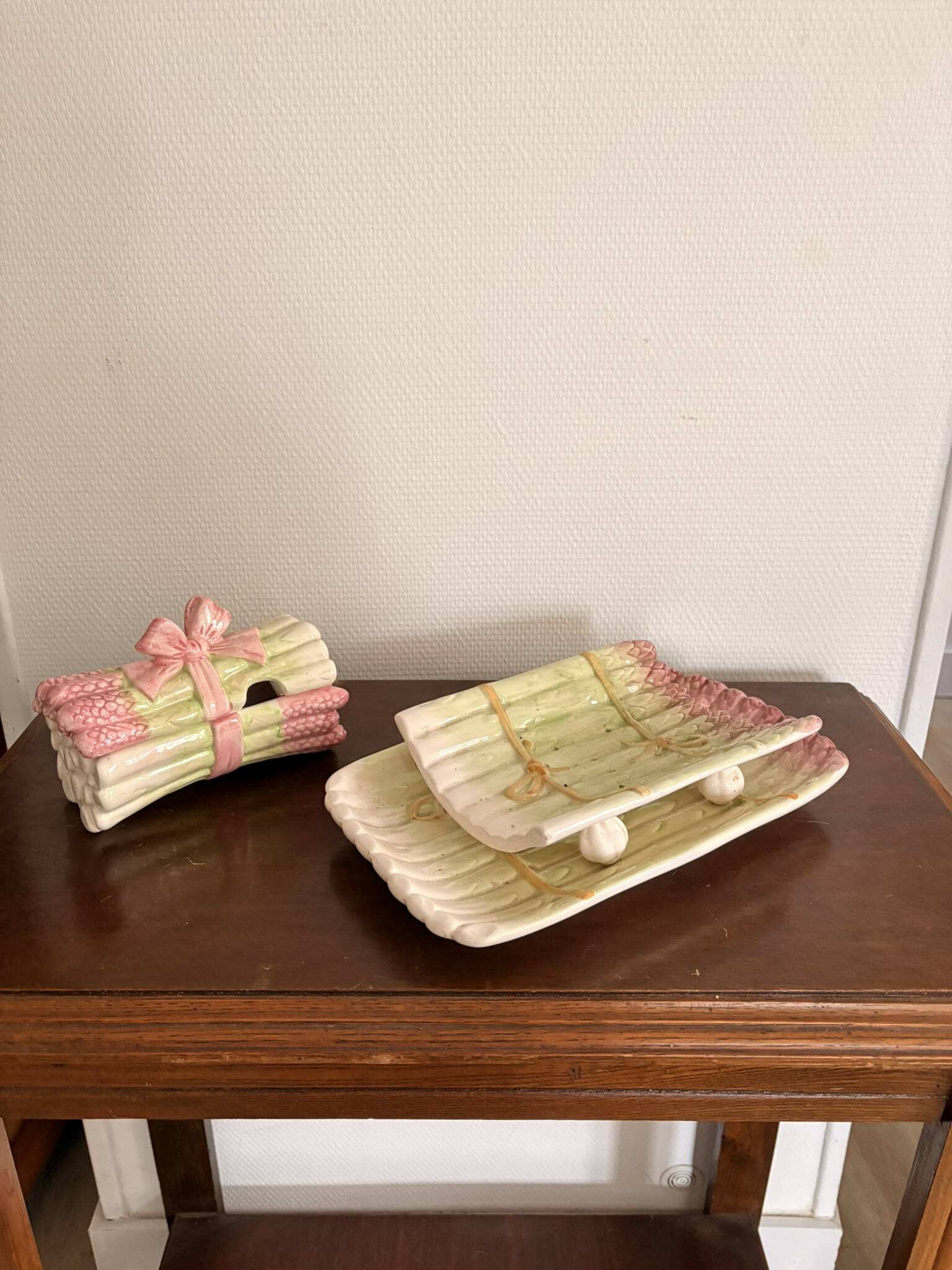Vintage 1950s Ceramic Sauceboat Drainer Asparagus Dish