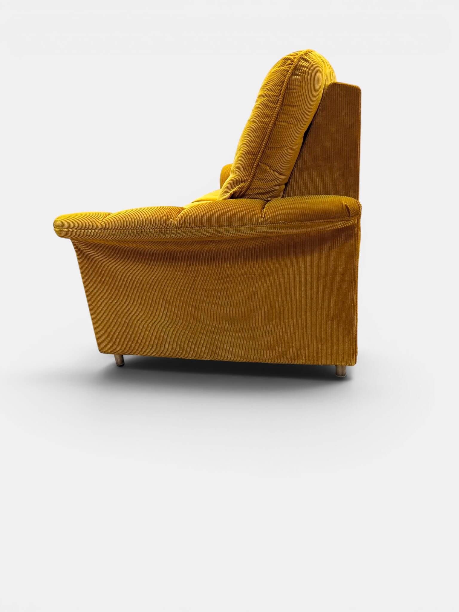 Vintage lounge set for 5, 3-seater convertible sofa and 2 armchairs, 70s.