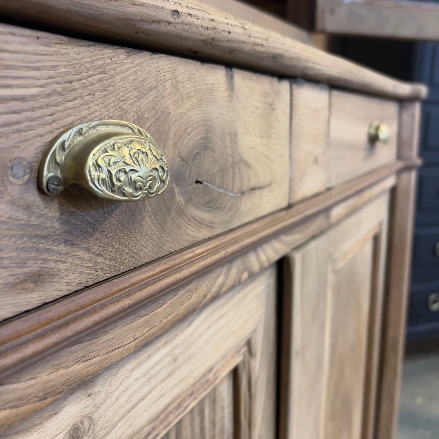 Two-part buffet in raw oak