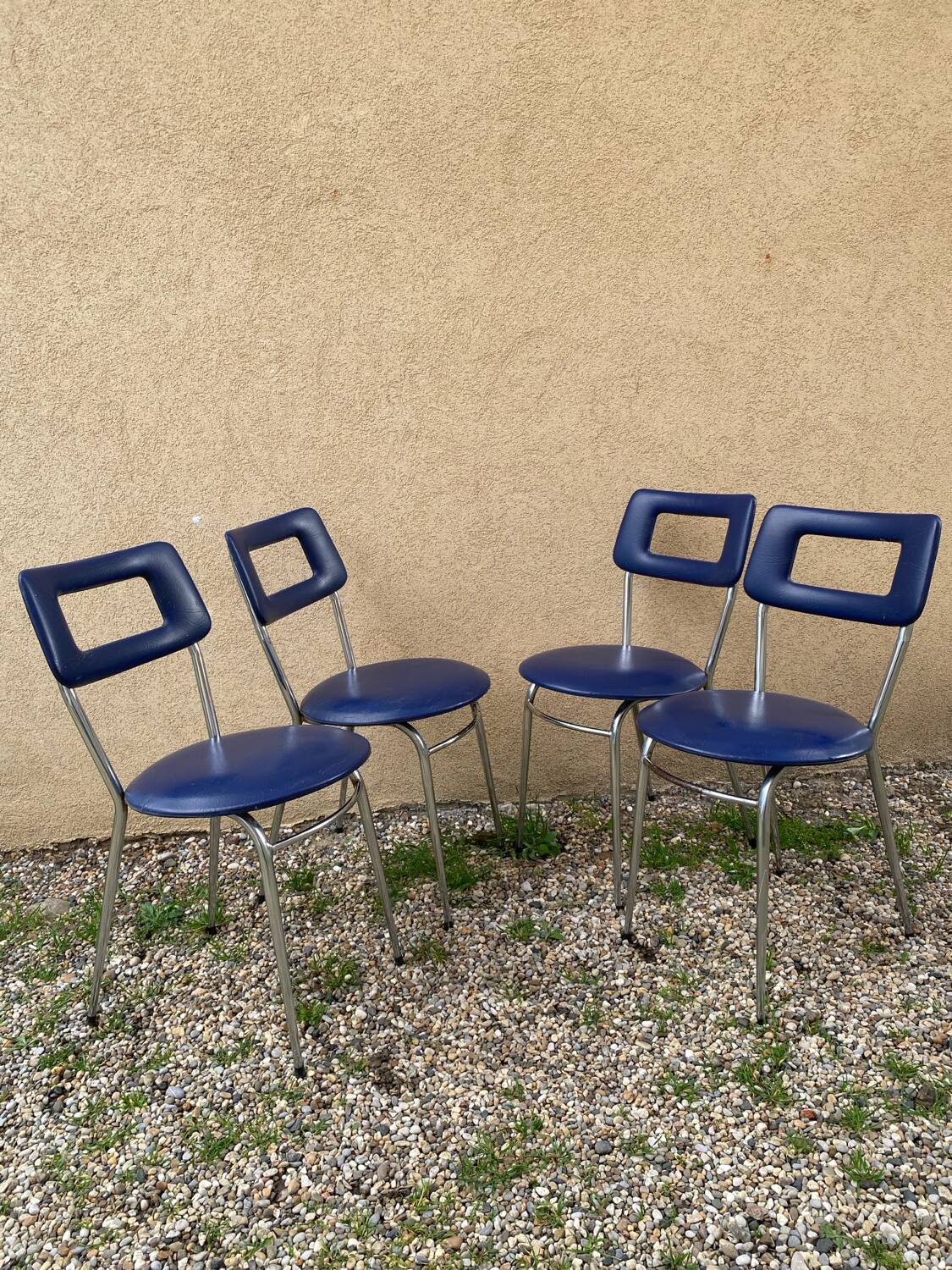 Lot of 70s chairs