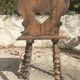 Chaise en chêne sculpté