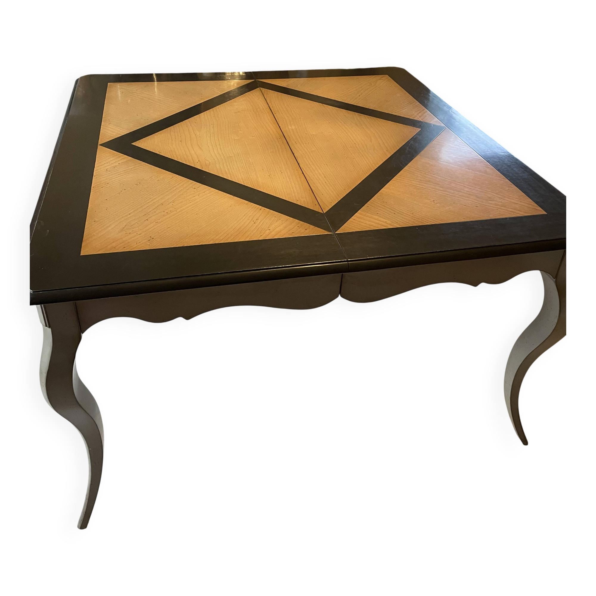 Extendable table