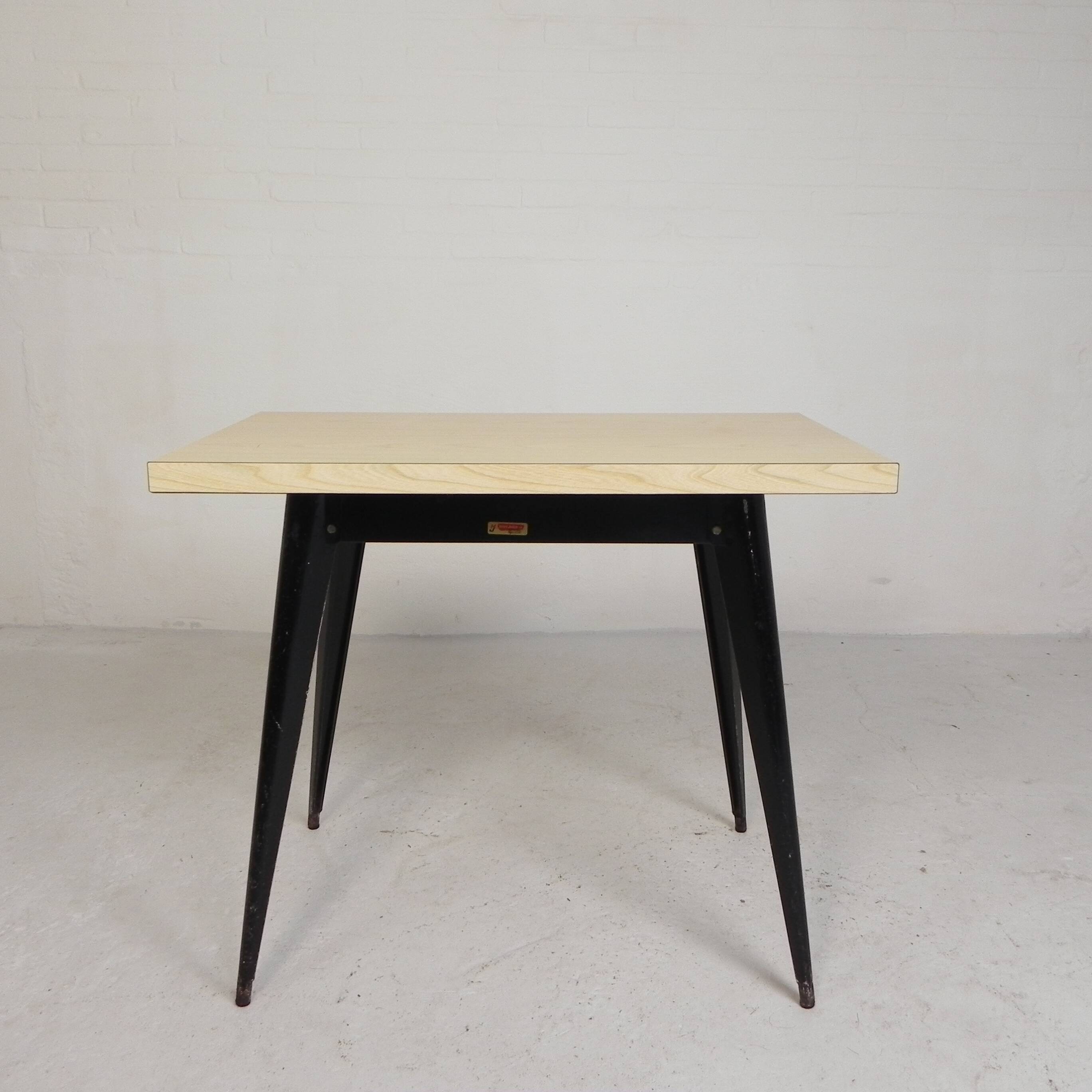Bistro table Henri Julien, model Tolix T55 with a Formica top, 1950s.