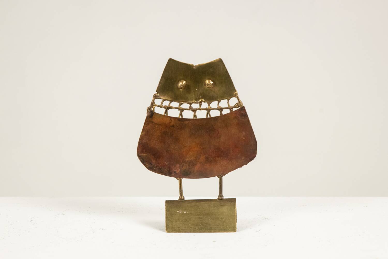 Jarcz. Brutalist owl sculpture. 1970s.