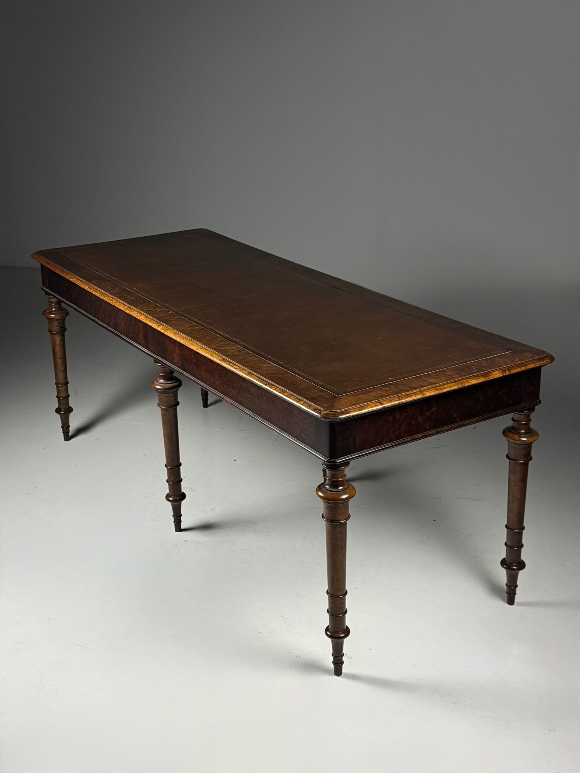 Victorian writing desk 1850-1870