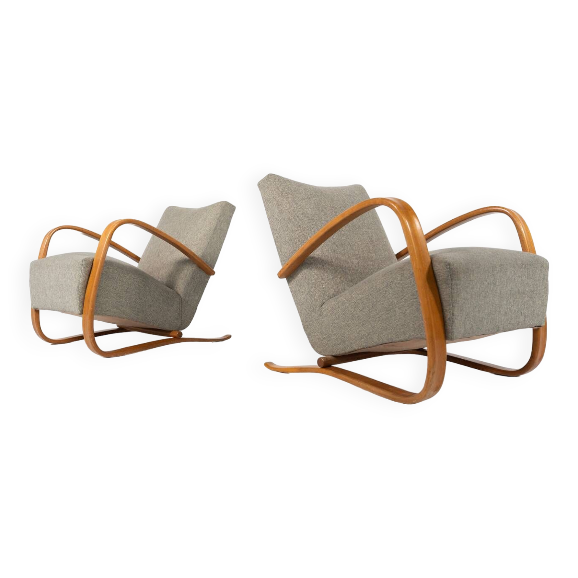 Pair of Bentwood Armchairs by Jindrich Halabala H269, Czech Republic, 1940s