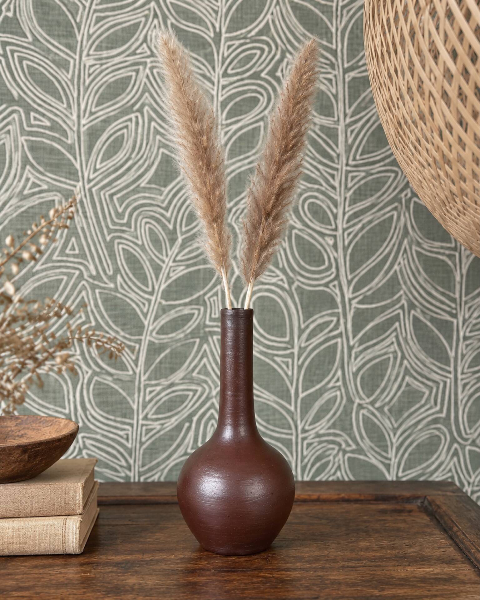 Vintage stoneware soliflore – Sleek silhouette