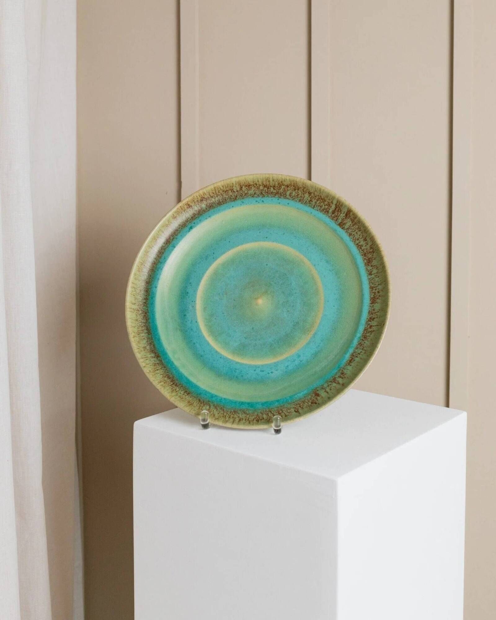 Large vintage studio ceramic bowl XL - organic shape - graduated turquoise green glaze - Denmark 1970s