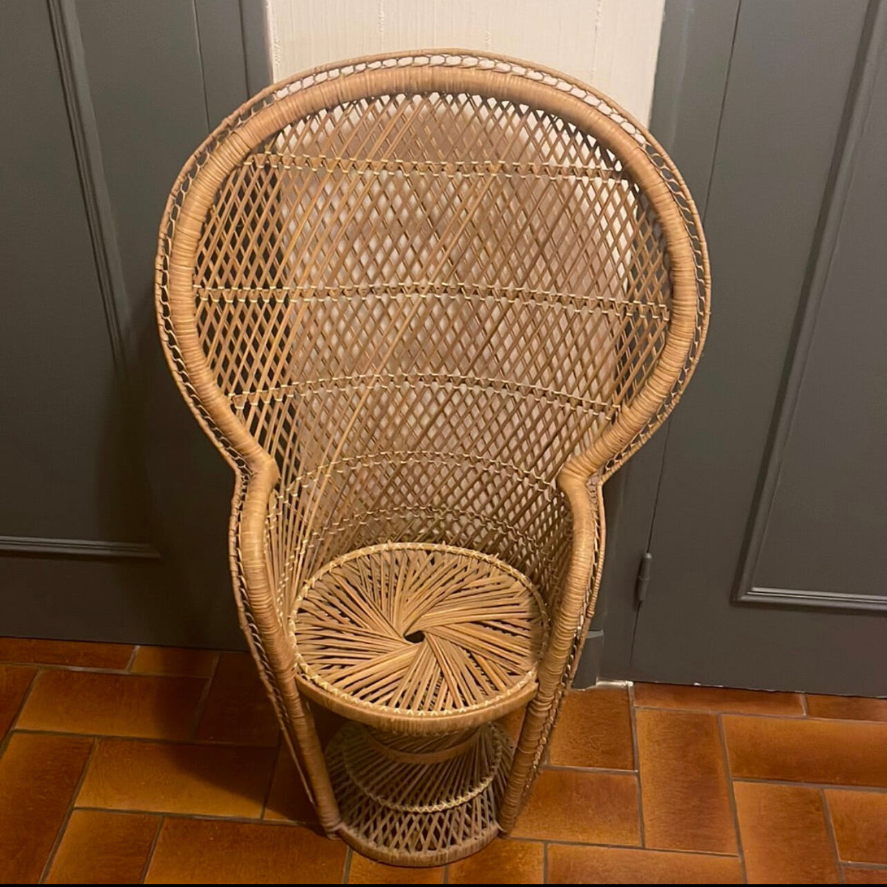 Emmanuelle armchair (children's version)