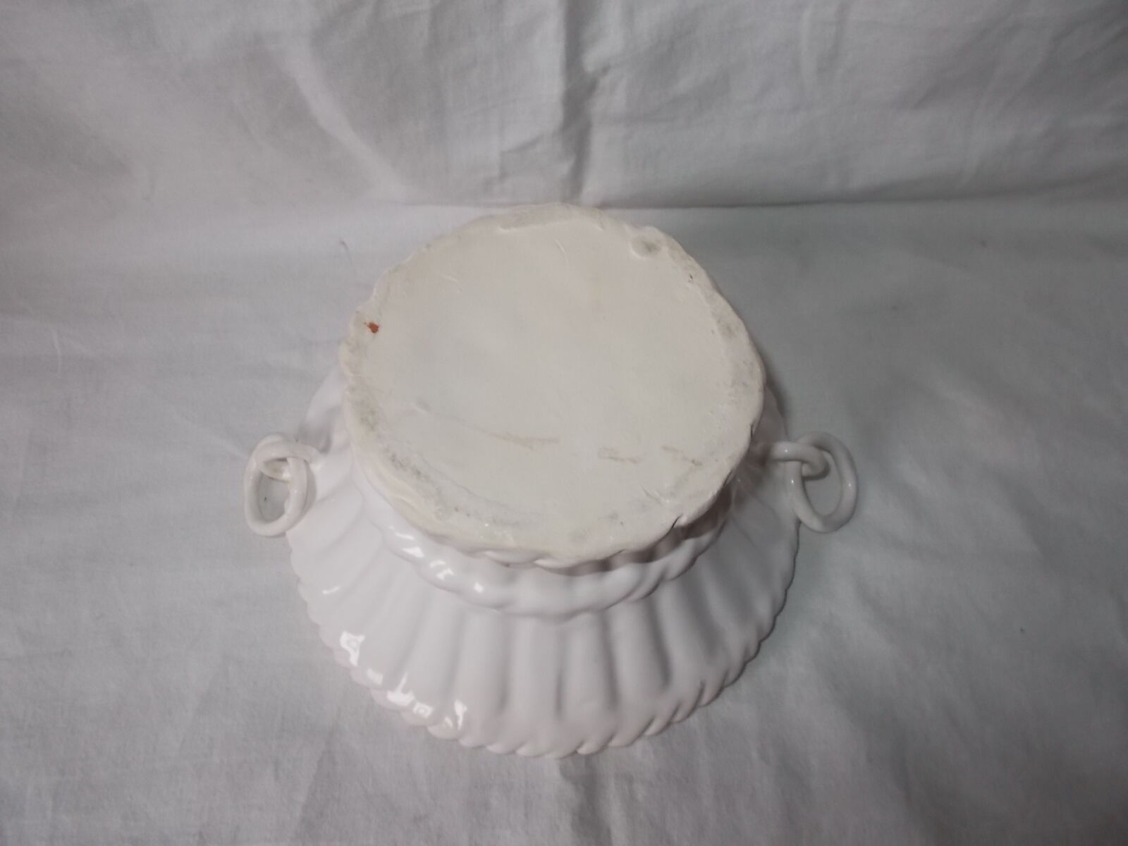 White earthenware basket