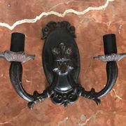 Very pretty pair of neoclassical wall lights