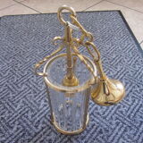 tailled crystal and brass hanging
