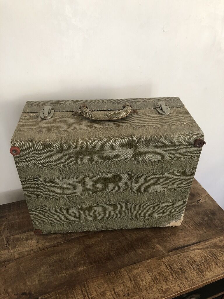 Vintage disc turntable