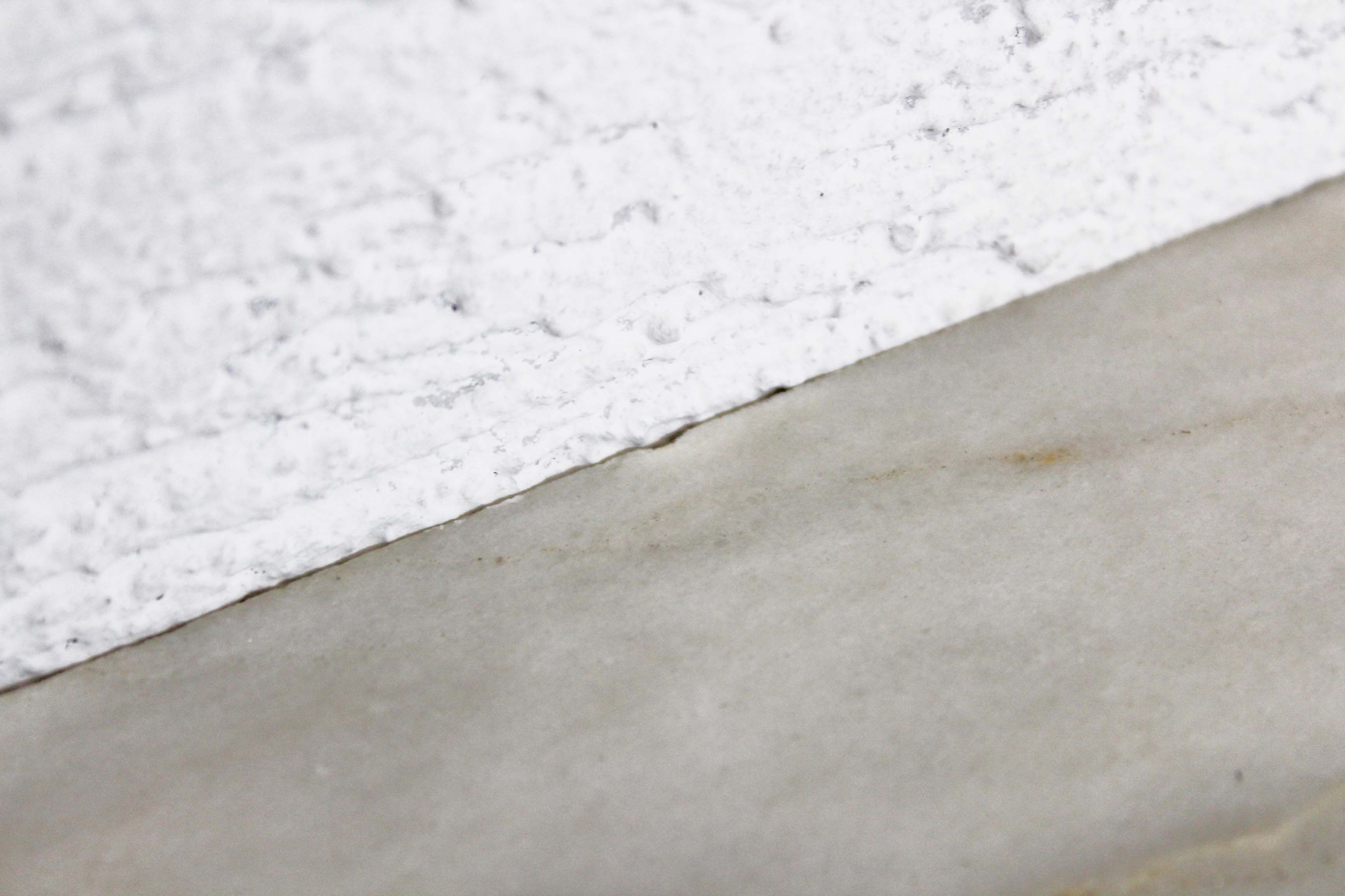 Style Louis XVI console