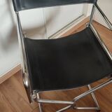 Chaise en acier tubulaire et skaï