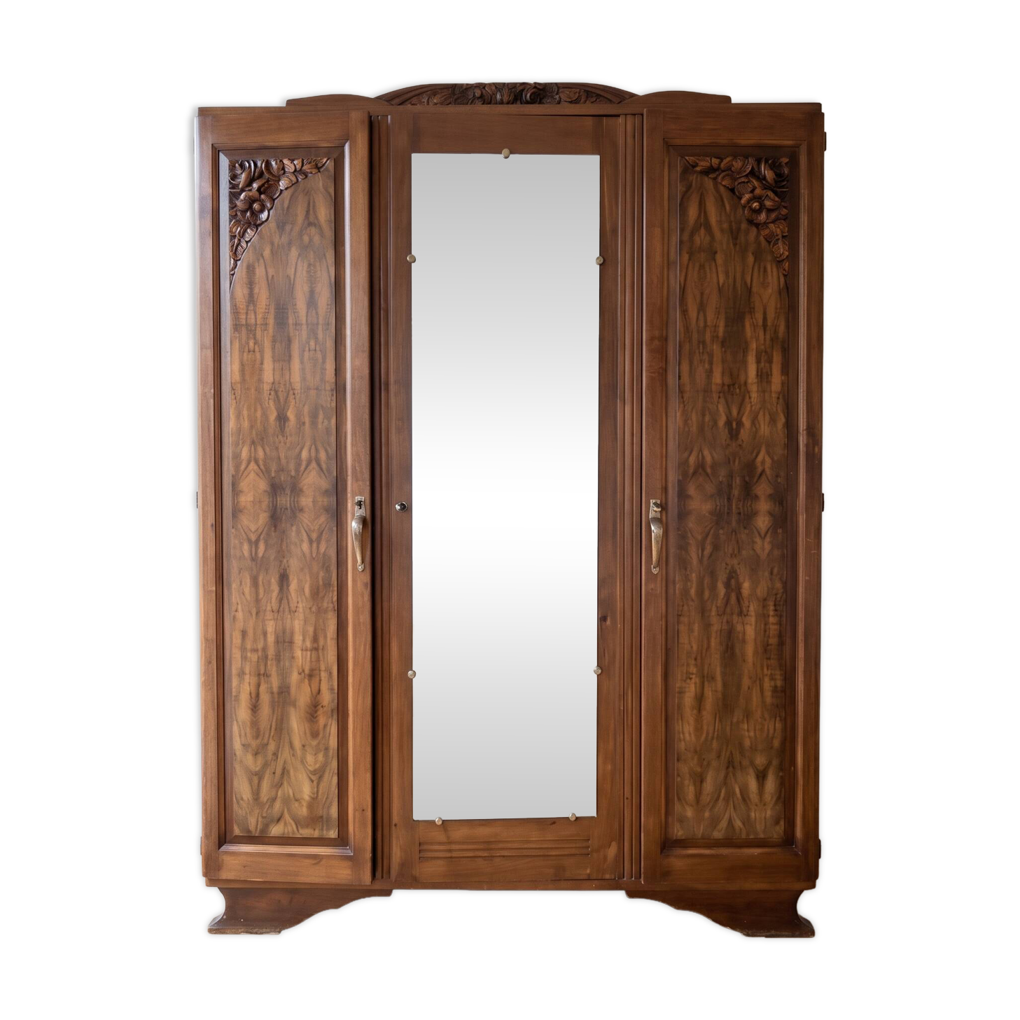 Art Deco 3-door wardrobe in carved wood with mirror