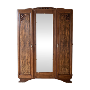 Art Deco 3-door wardrobe in carved wood with mirror