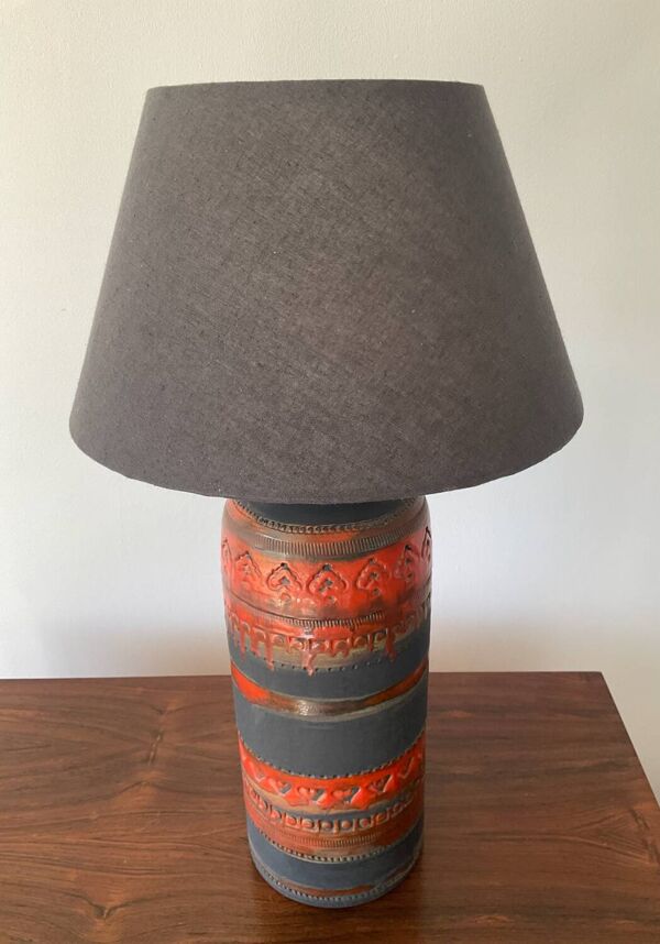 Lampe vintage en céramique signée