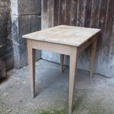 Table bureau