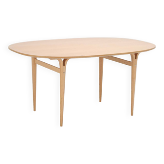Superellipse table by Bruno Mathsson and Piet Hein for Fritz Hansen, Denmark 1980s