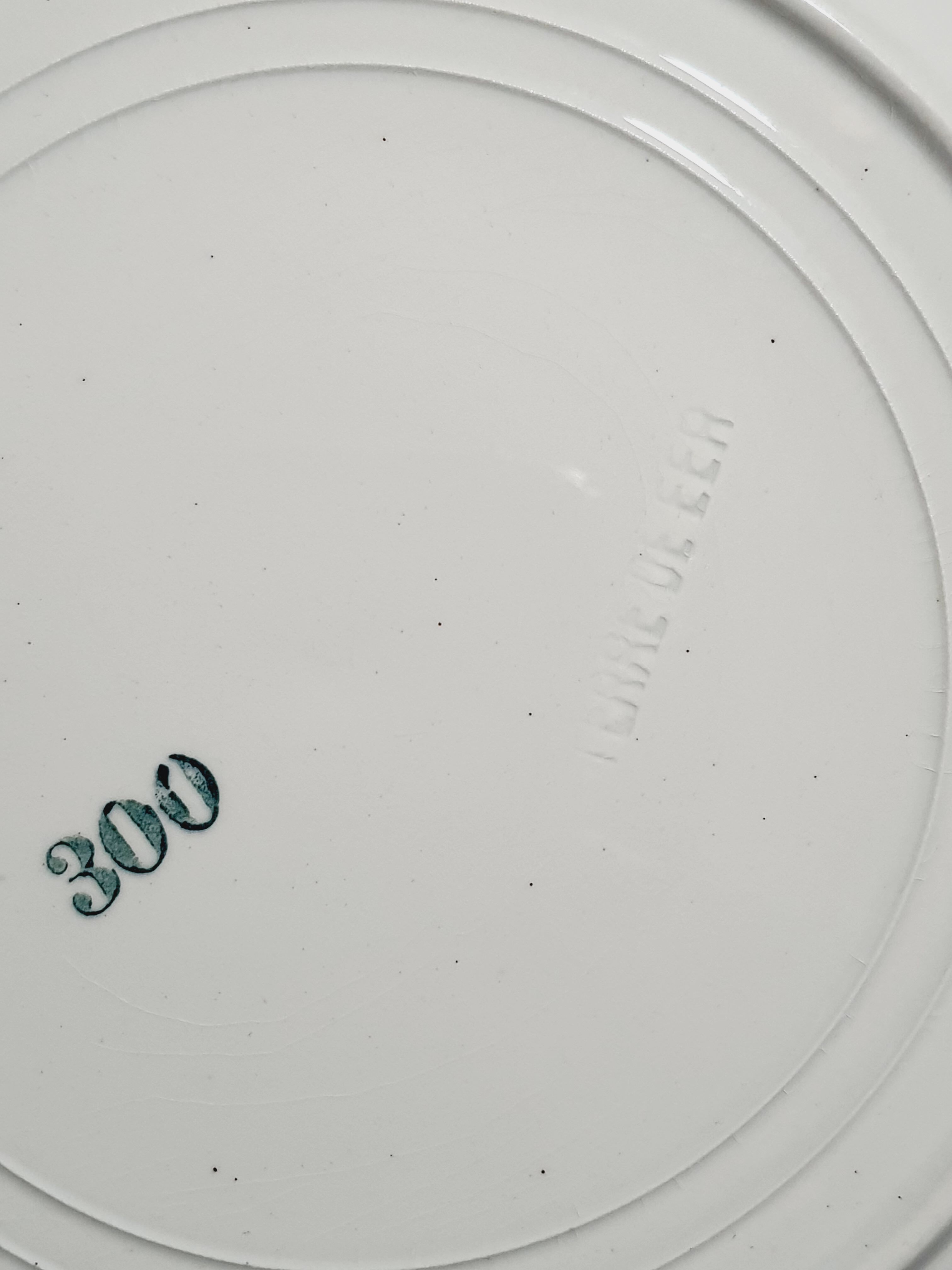 Lot of 10 flat plates made of iron earth