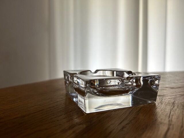 Ashtray or crystal catchall