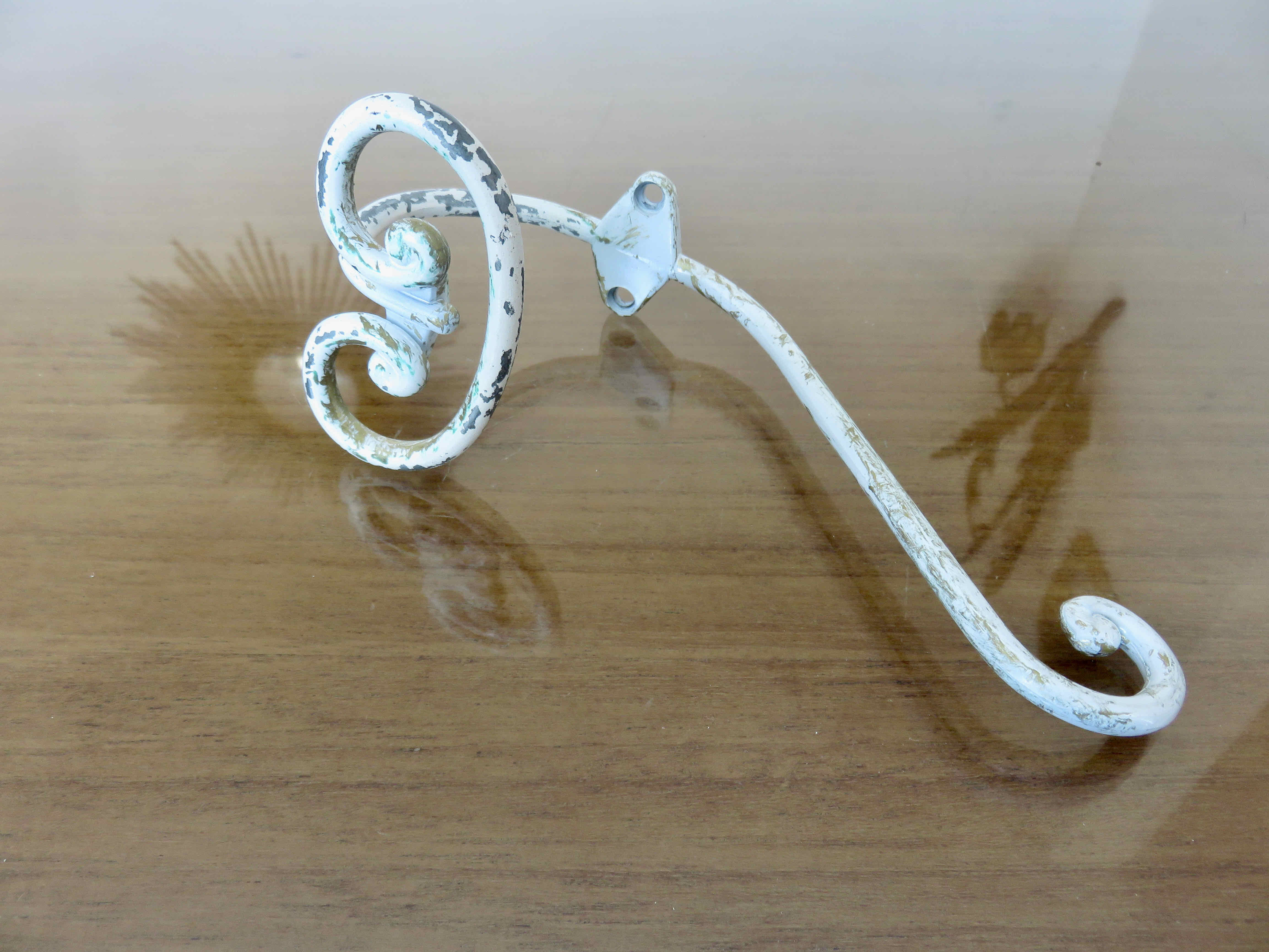 Pair of metal hooks 30 40s