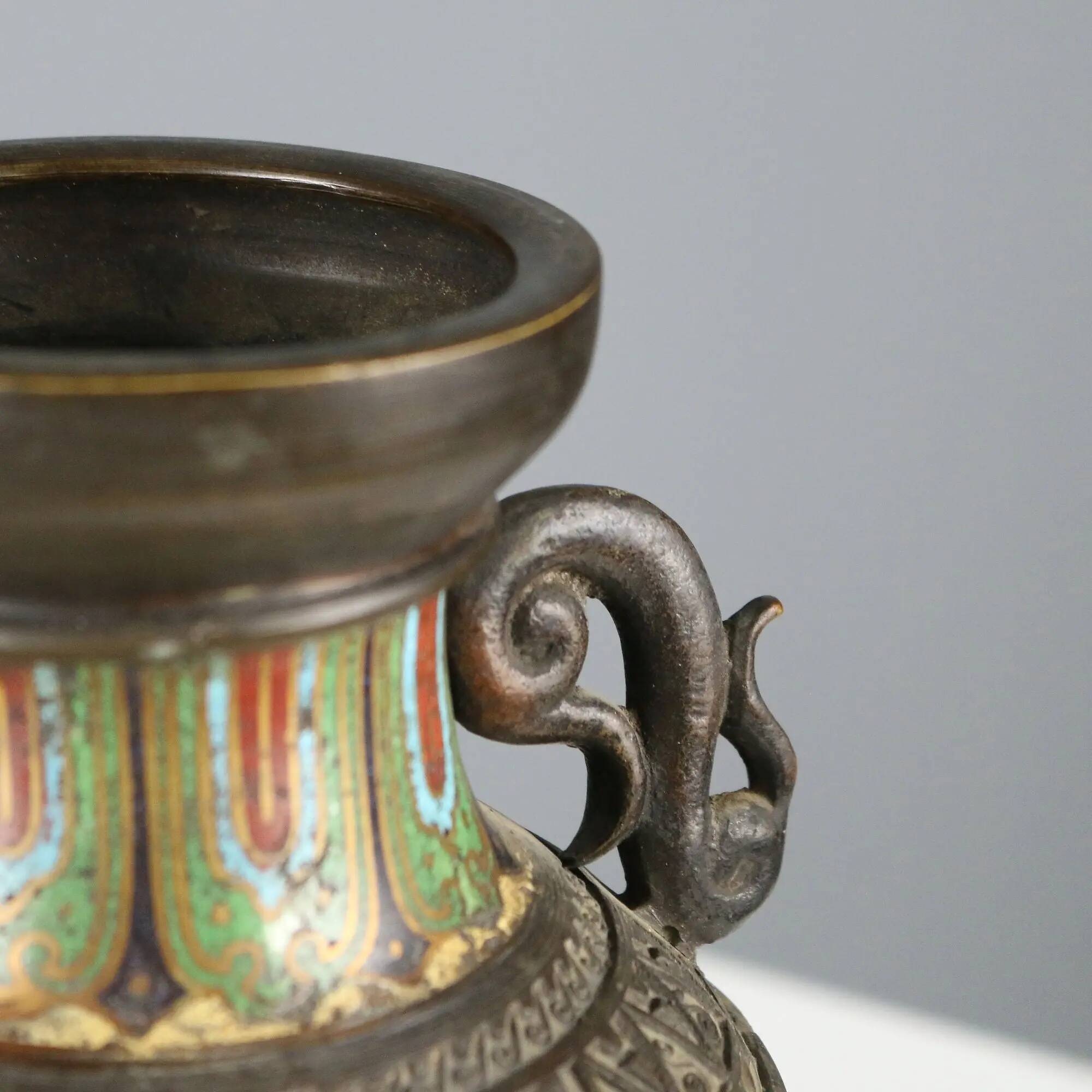 Antique cloisonné vase decorated in bronze, Japan, 19th century.